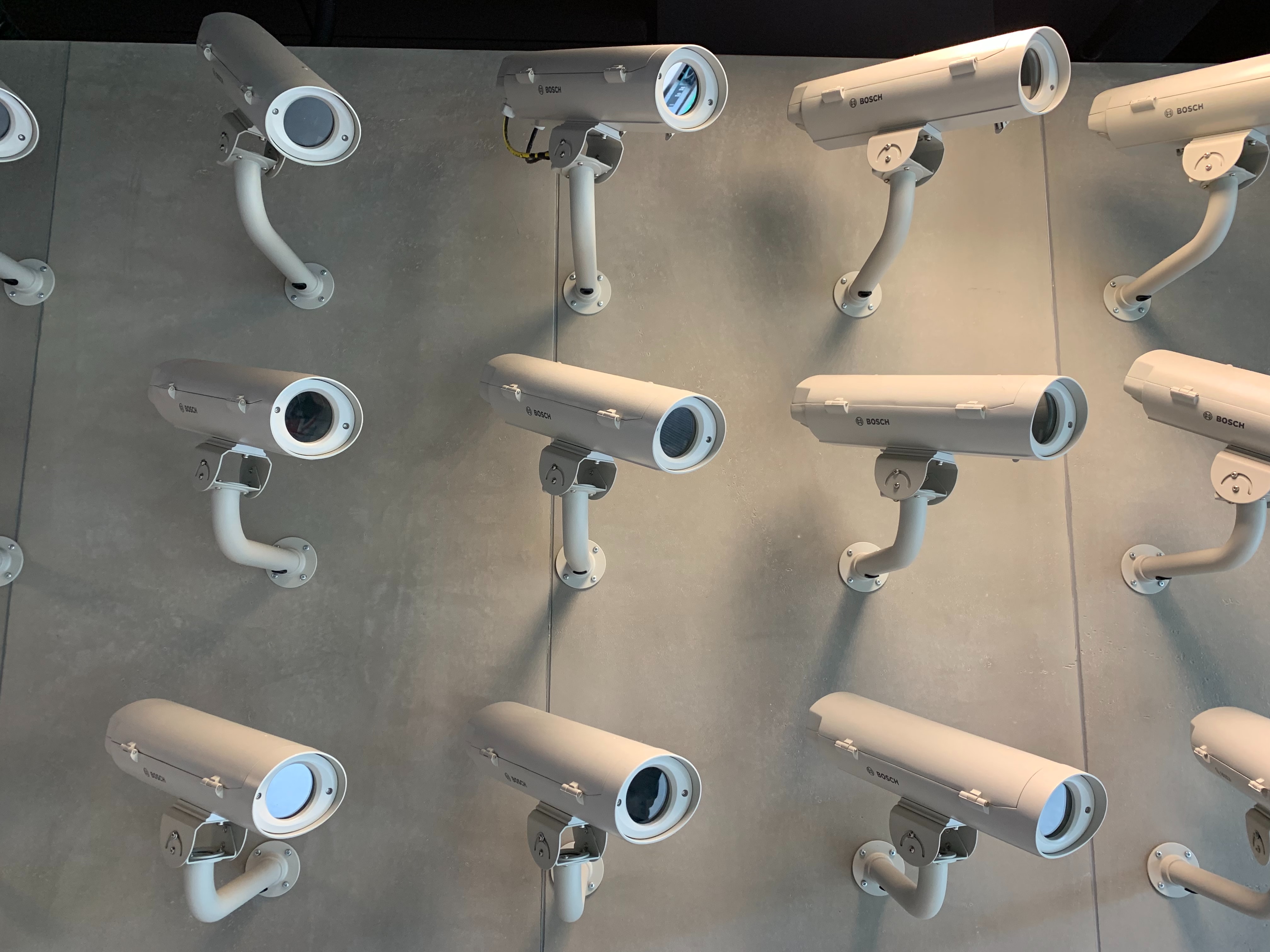 nick loggie fRVPzBYcd5A unsplash Business CCTV Security - Definitive Guide