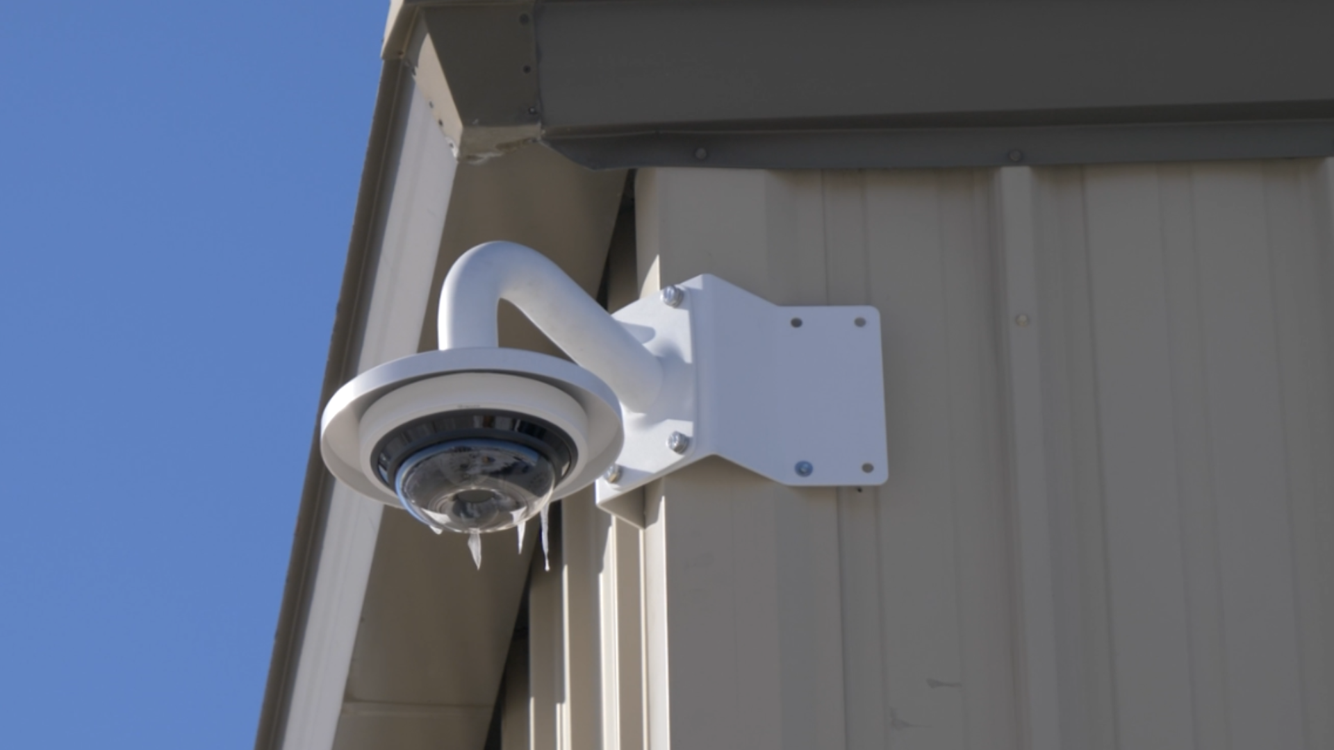 Commercial Security Camera Systems 2 Extreme Weather AI Surveillance Cameras