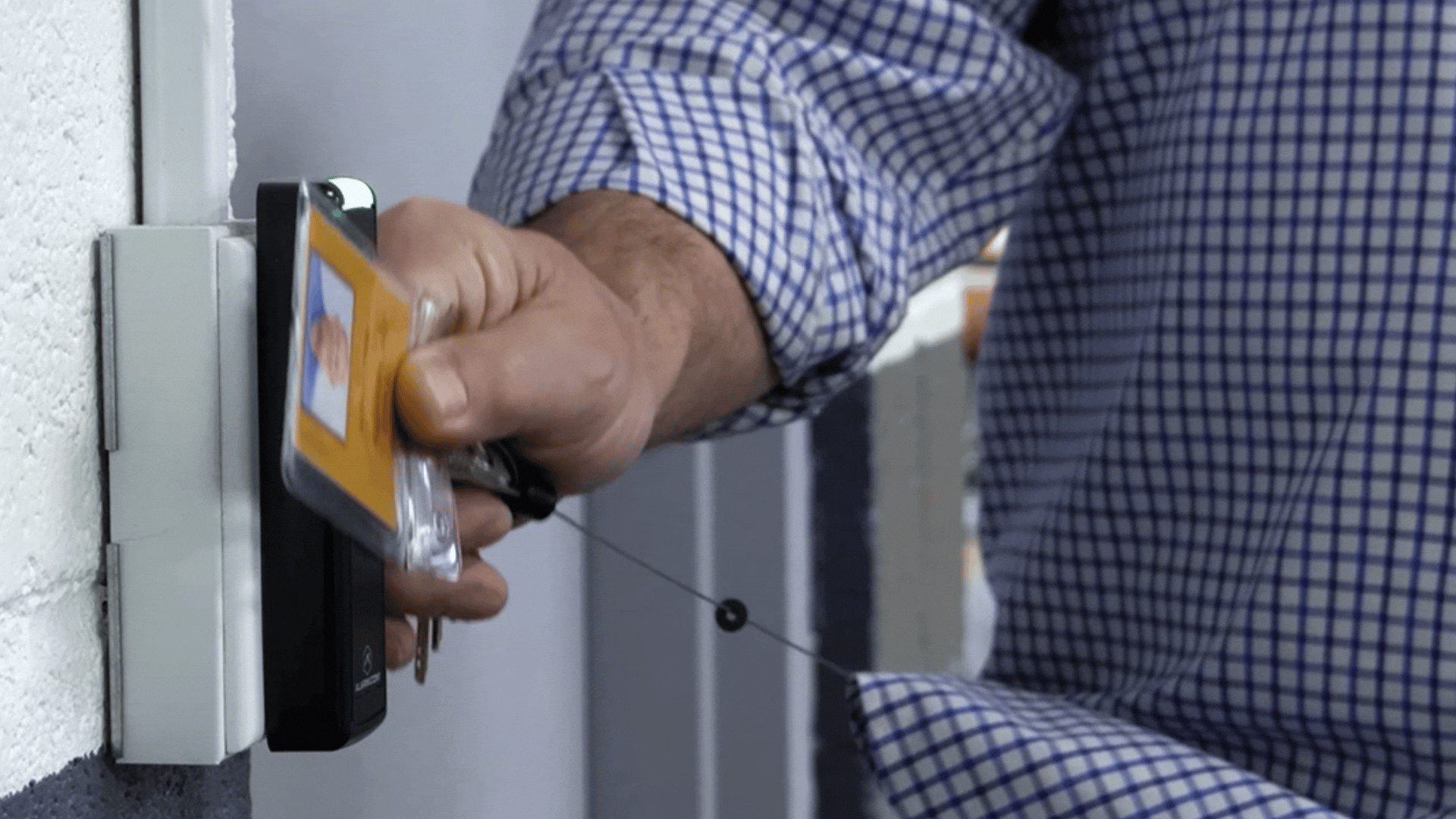 rfid_prox_reader_animation Access Control Installation Chicago